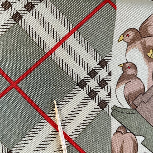 Burberrys “It’s Always Burberry Weather” Vintage Silk Scarf - Picture 14 of 15